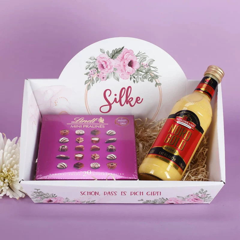 Floraler Geschenkkorb zum Muttertag oder Geburtstag mit verschiedenen Füllungen