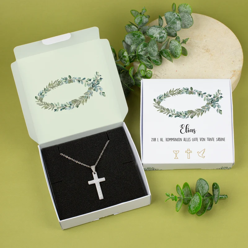 Halskette mit graviertem Kreuz zu Kommunion, Konfirmation, Taufe in Geschenkbox