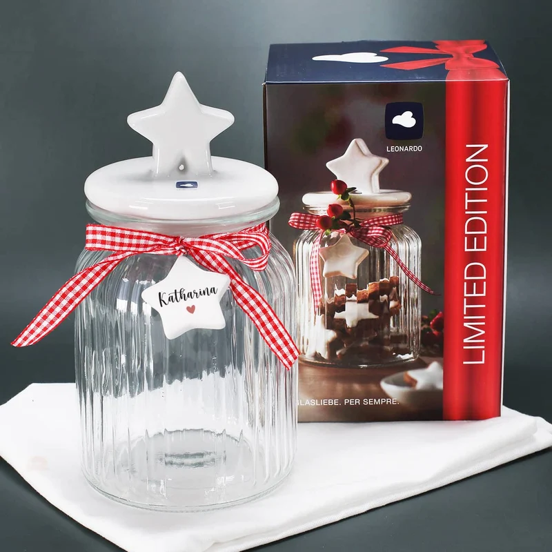 Gefüllte Glasdose als Geschenkset für Frauen - mit persönlichem Anhänger