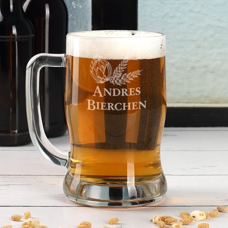 Frühstücksset für Männer mit graviertem Bierglas und Brettchen