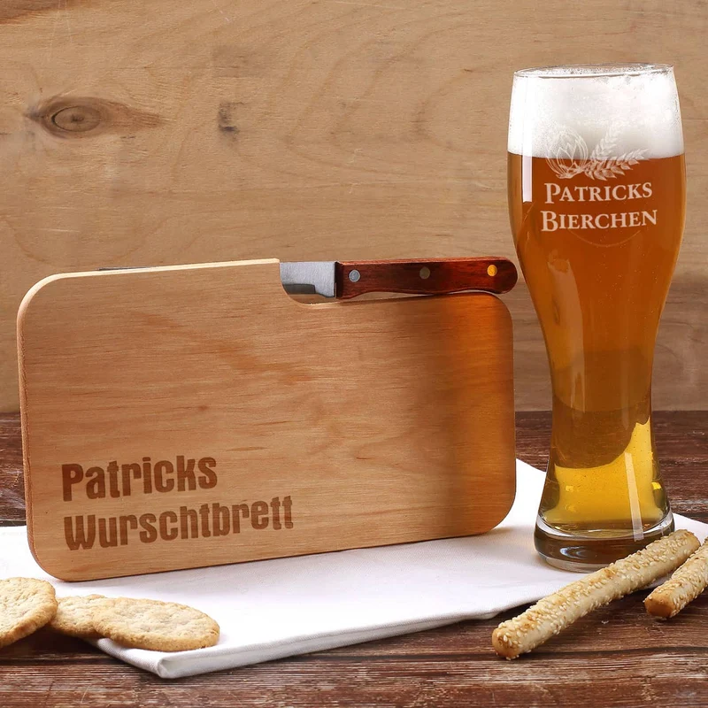Bierglas und Holzbrettchen Wurschtbrett mit Namensgravur