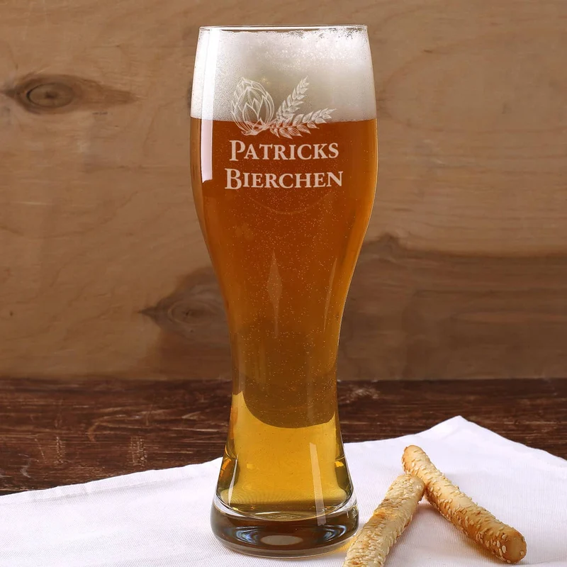 Bierglas und Holzbrettchen Wurschtbrett mit Namensgravur