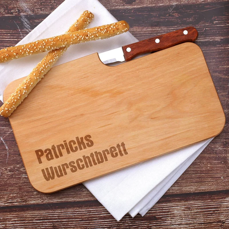 Bierglas und Holzbrettchen Wurschtbrett mit Namensgravur