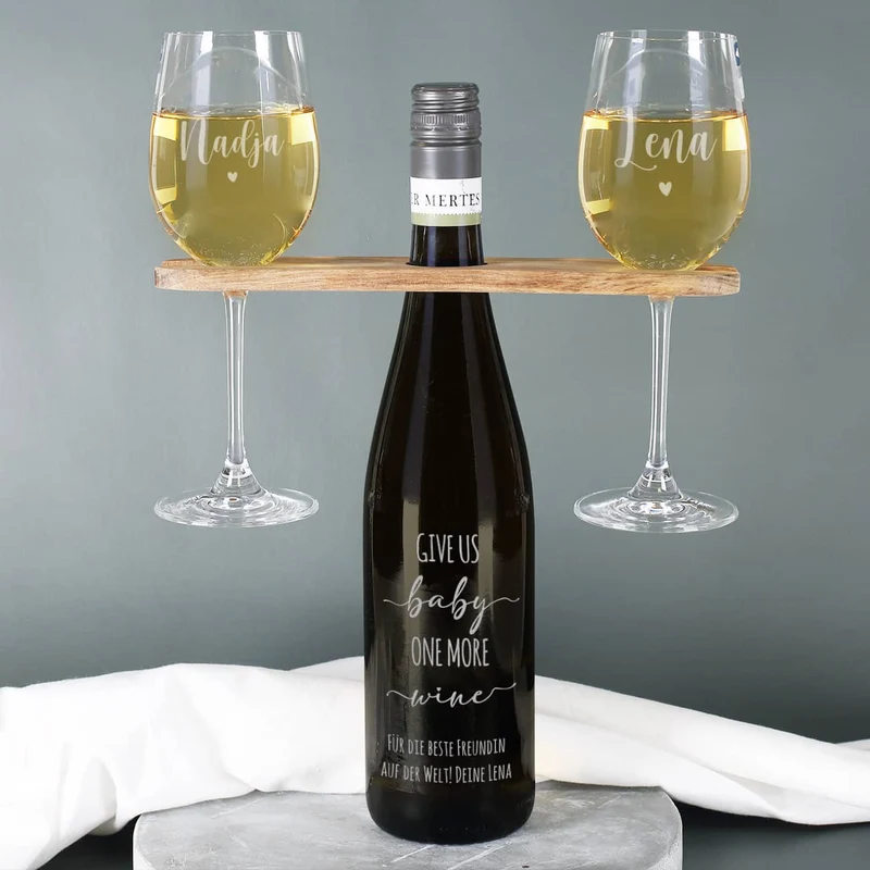 Give us Baby one more wine - personalisiertes Weinset mit Gravur