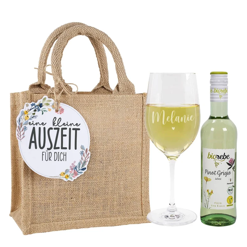Weinset - Auszeit für dich - mit Biorebe Wein, graviertem Glas und Geschenktüte