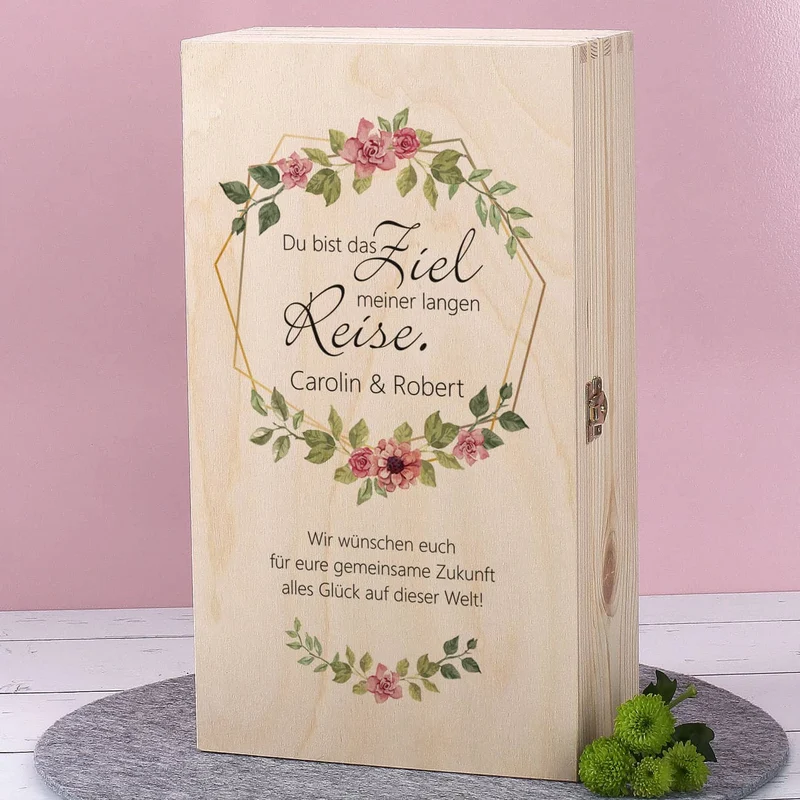 Geschenkset mit Holzbox und zwei Sektgläsern zur Hochzeit