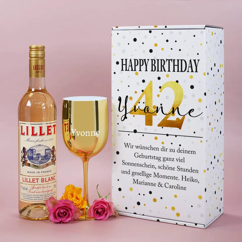 Happy Birthday - Lillet Präsent mit gravierten Weinglas und toller Geschenkverpackung