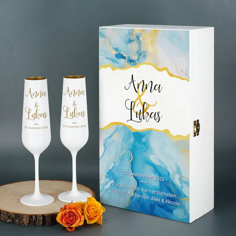 Modernes Geschenkset zur Hochzeit mit zwei Sektgläsern und wunderschöner Watercolor Präsentbox