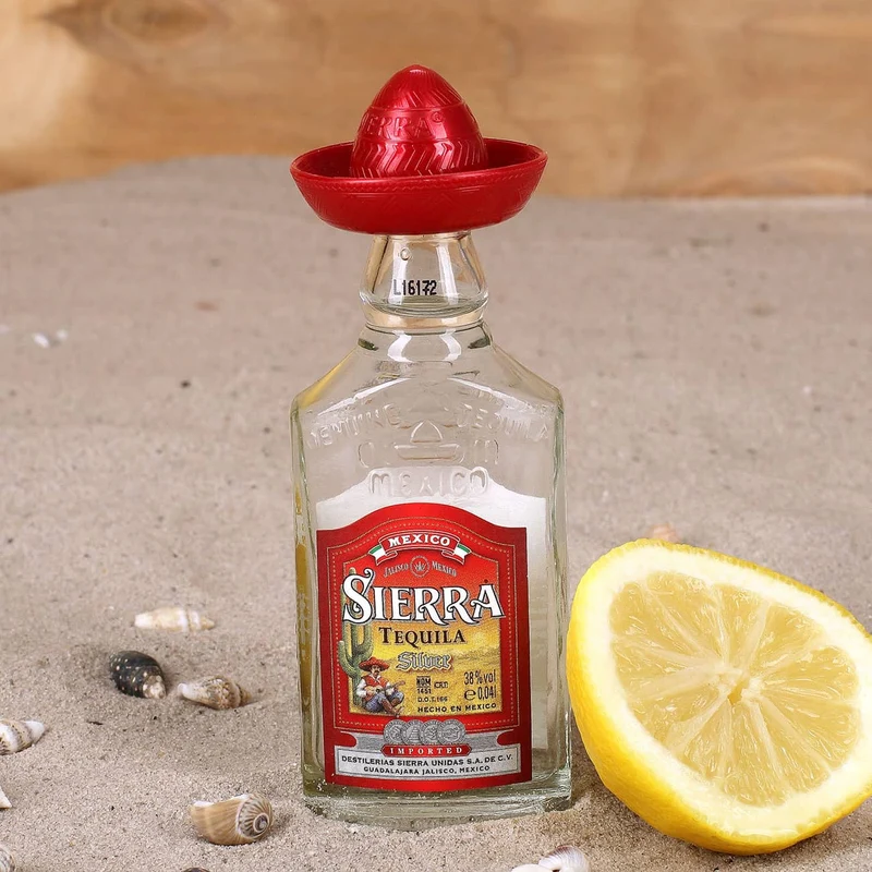 Mexikanisches Tequila Geschenk-Set mit graviertem Tequilaglas und Tequilaflasche