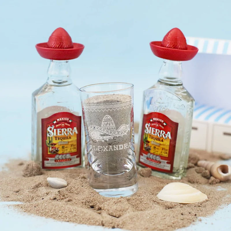 Mexikanisches Urlaubs-Feeling in der Holzkiste - mit Tequila und graviertem Schnapsglas