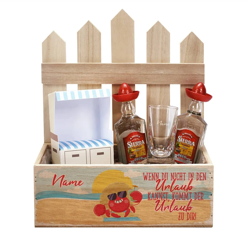 Strandurlaub-Feeling in der Holzkiste - mit personalisiertem Schnapsglas und Tequila