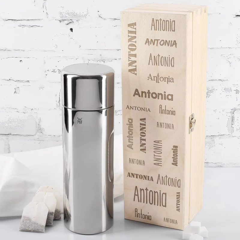 WMF Thermosflasche in 3 Farben mit persönlicher Holzbox