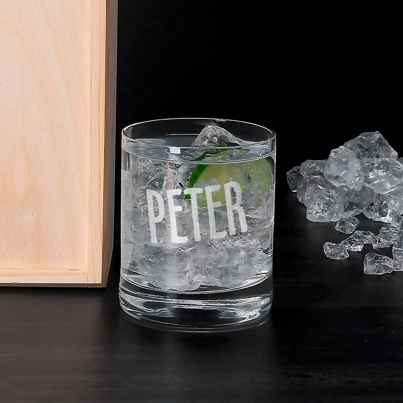 Bombay-Gin im Geschenk-Set mit graviertem Glas in bedruckter Holzkiste