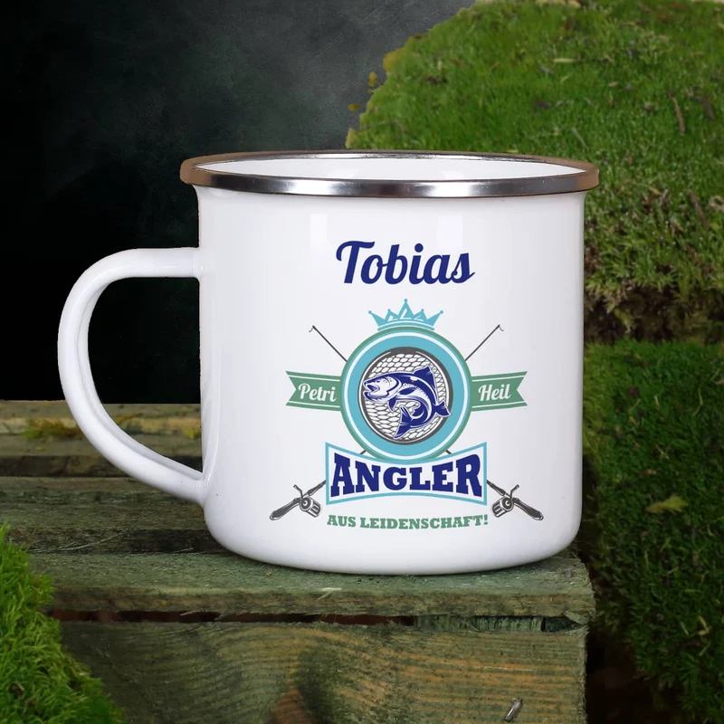 Geschenkset für Angler aus Leidenschaft in Munitionsbox mit Tasse, Messerbrett und LED-Laterne