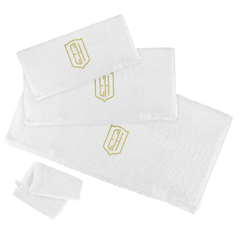 4-teiliges Handtuchset in Weiß mit Initialen bestickt in Silber oder Gold