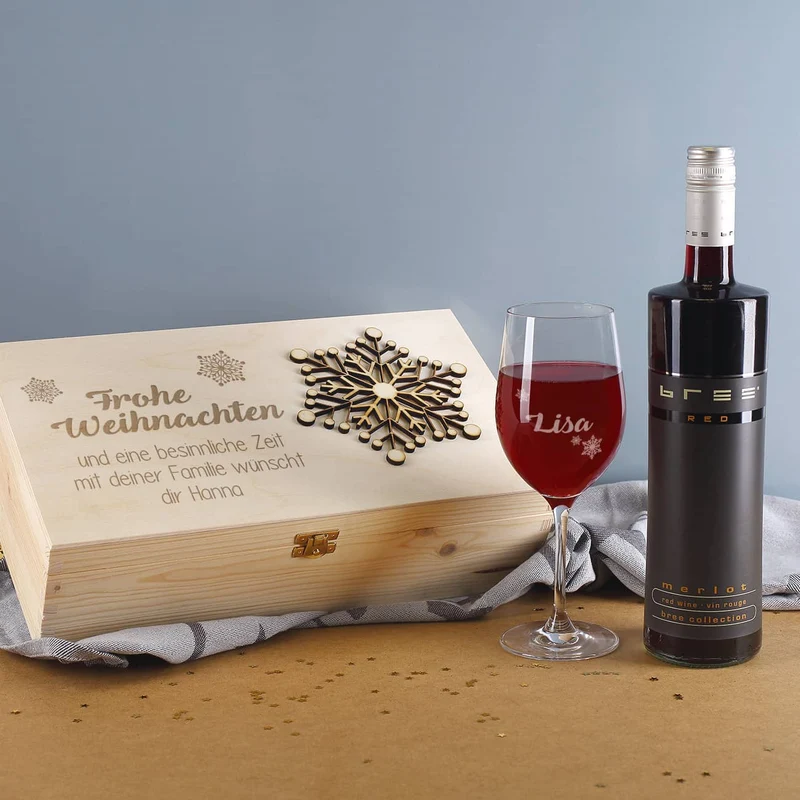 Graviertes Weinglas und BREE Rotwein