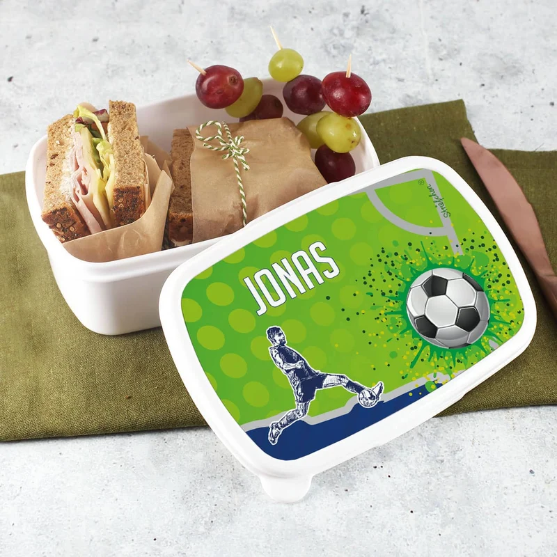 Gravierte Trinkflasche im Set mit bedruckter Fußball-Brotdose für Kinder