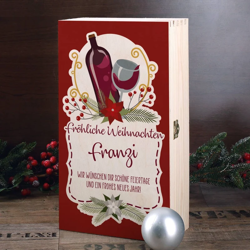 Persönliches Weihnachtsgeschenk für Weinliebhaber mit Weihnachtskranz, Name und Wunschtext