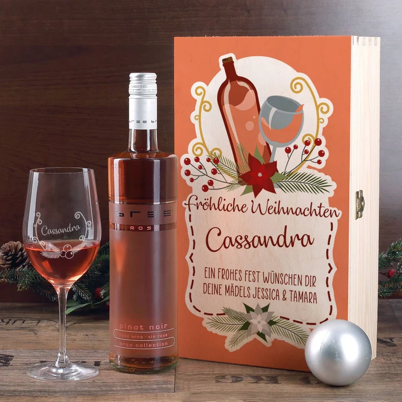 Persönliches Weihnachtsgeschenk für Weinliebhaber mit Weihnachtskranz, Name und Wunschtext