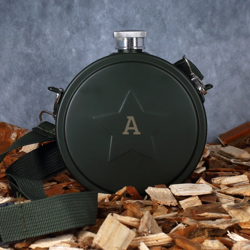 Edles Whisky-Geschenkset in original Munitionsbox mit Monogramm, Name und Wunschtext