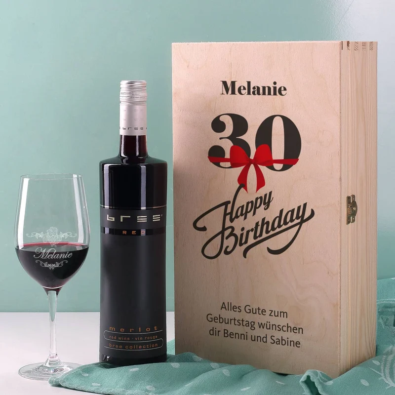 Wein - Geschenkset zum 30. Geburtstag aus Glas und Flasche in persönlicher Holzbox