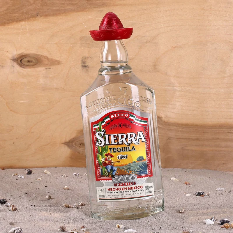 Tequila-Set "Birthday Fiesta" mit vier Shotgläsern, Sierra Tequila und Geschenkkiste