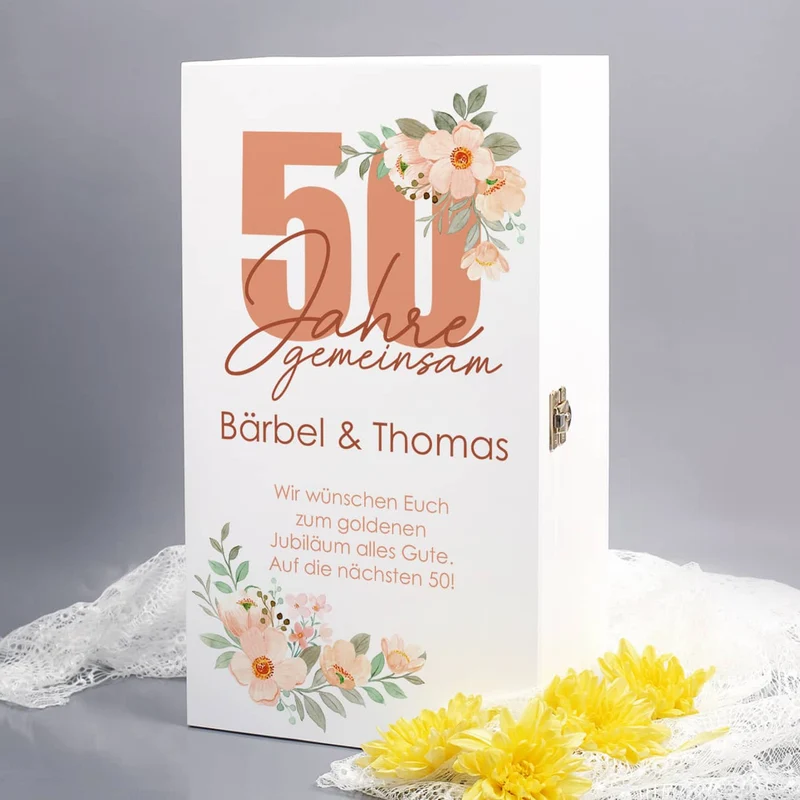 50 Jahre gemeinsam - Geschenkset mit Holzbox und Sektgläsern zur Goldhochzeit