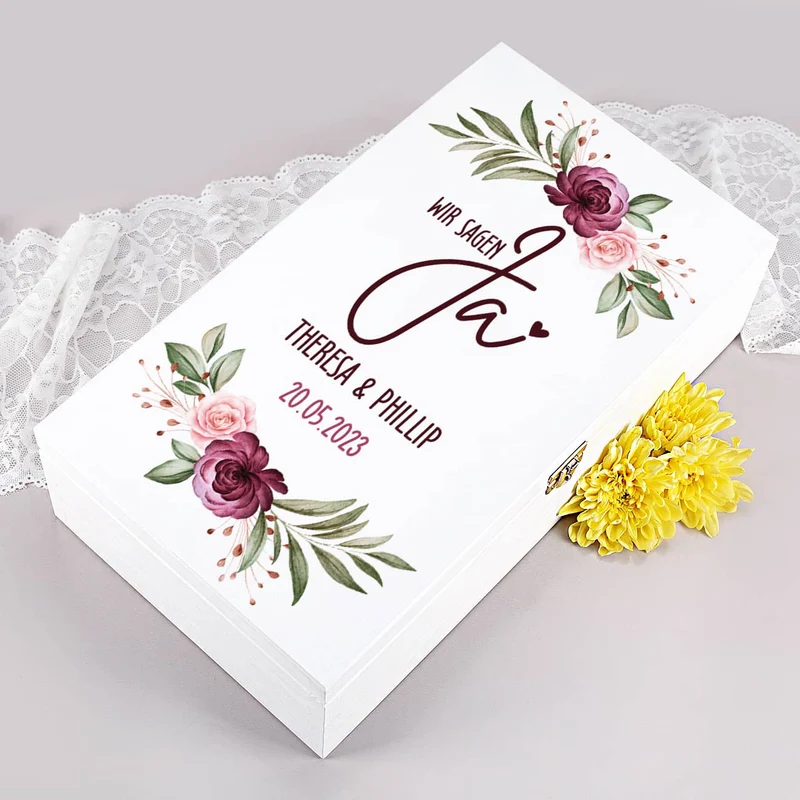 Wir sagen Ja! - Geschenkset zur Hochzeit mit zwei Sektgläsern