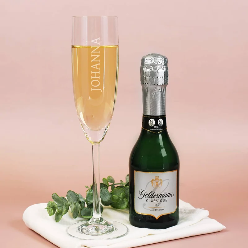 Geschenkset mit Sekt und Sektglas in einer bedruckten Verpackung | Geldermann Flaschengärung