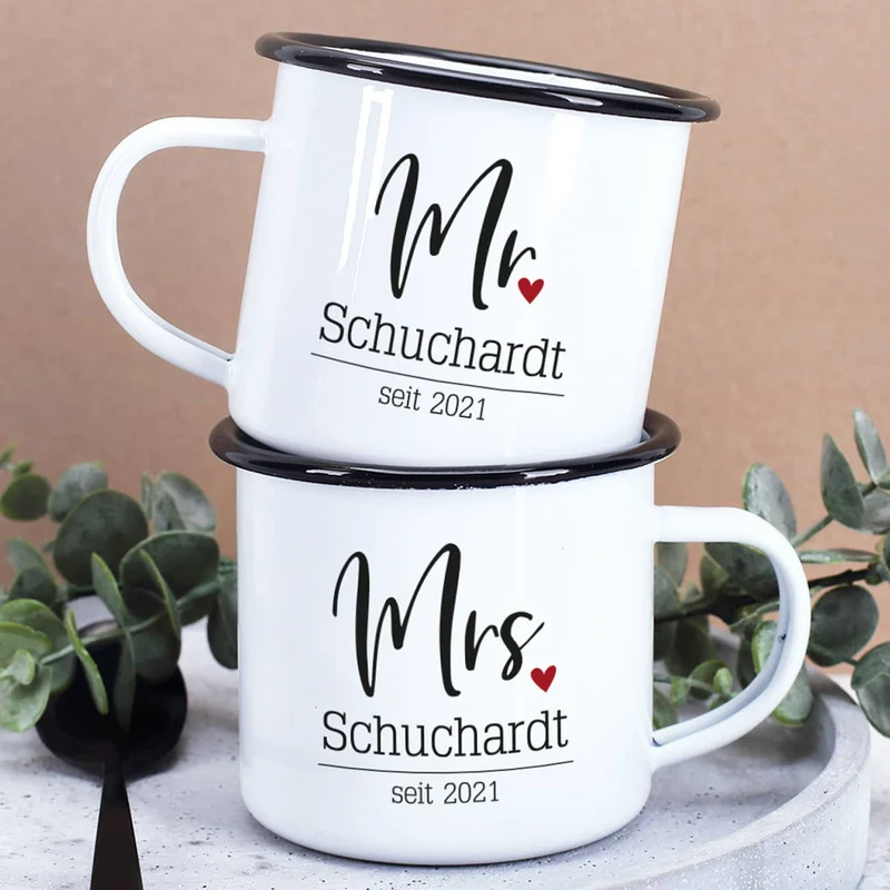 Mr und Mrs Emailletassen mit persönlichem Aufdruck