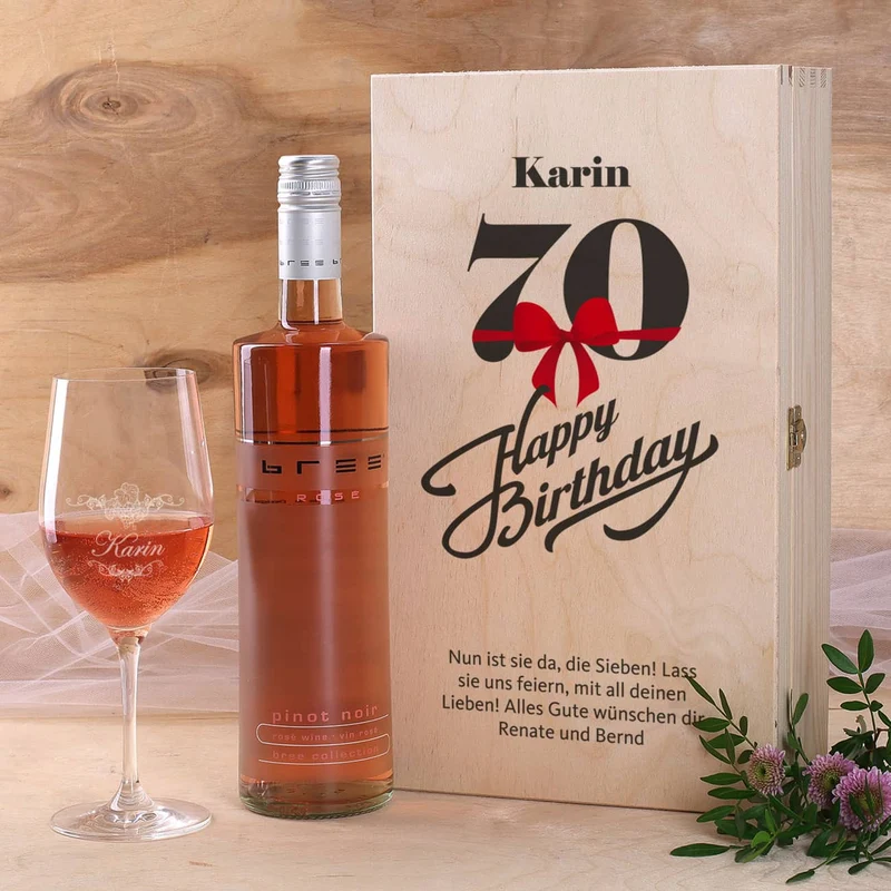 Persönliches Wein-Set zum 70. Geburtstag mit graviertem Glas und Flasche