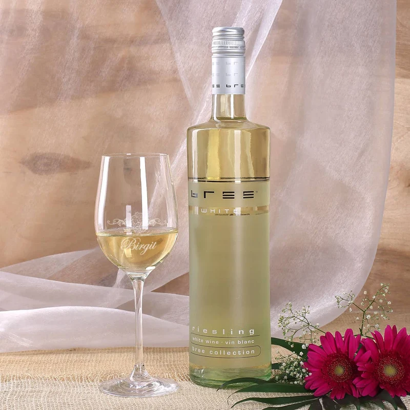 Geschenkset zum 60. Geburtstag mit graviertem Weinglas und Flasche in bedruckter Holzbox