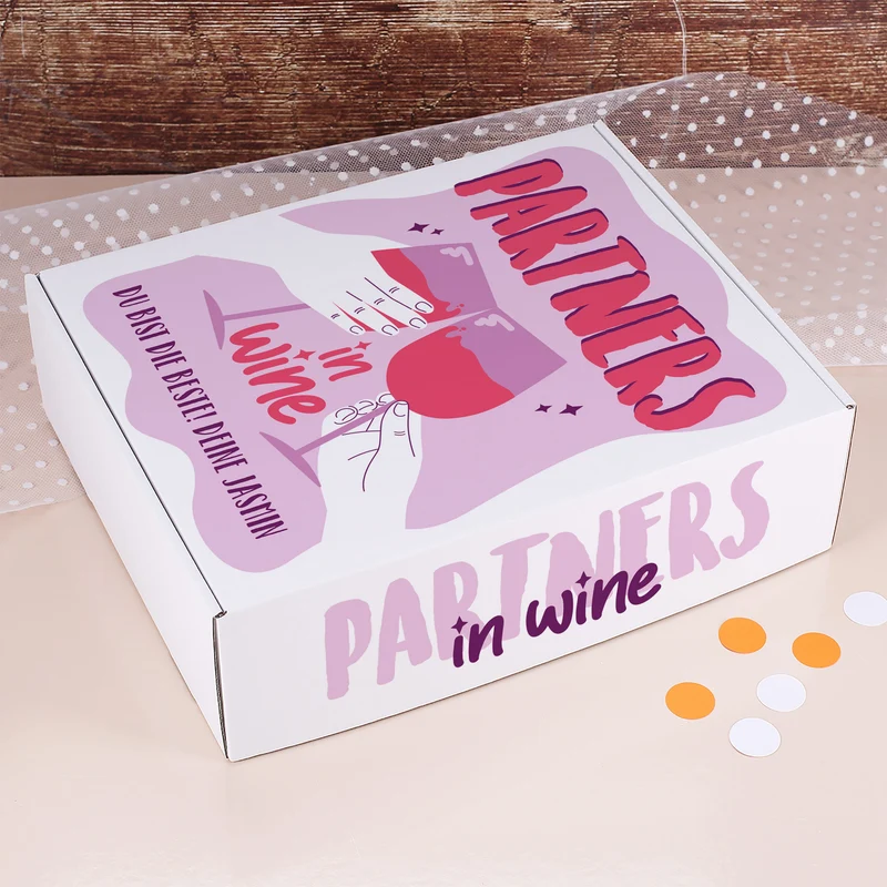 Partners in Wine - Wein Geschenk Set mit zwei Weingläsern und veganem Biorebe Wein