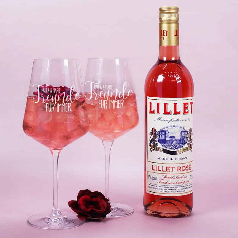 Geschenkset "Freunde für immer" mit zwei Weingläsern, Lillet und persönlicher Box