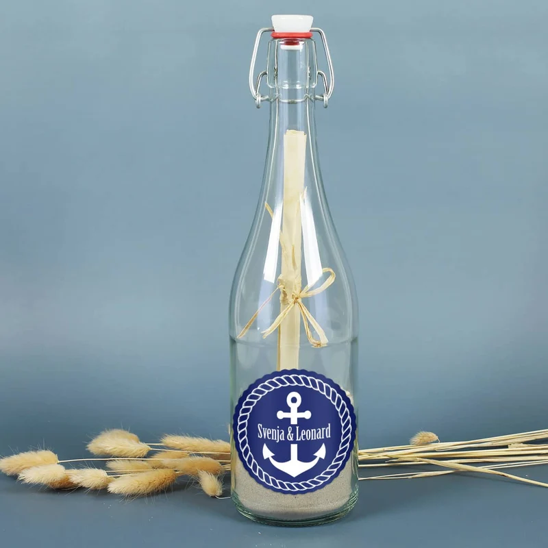 Romantische Flaschenpost mit maritimen Aufkleber und Ihren Wunschnamen
