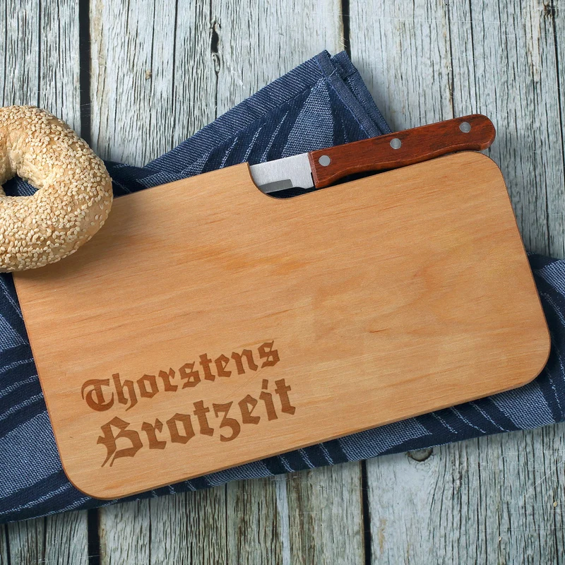 Weizenbierglas und Messerbrett Brotzeit mit Wunschnamen graviert
