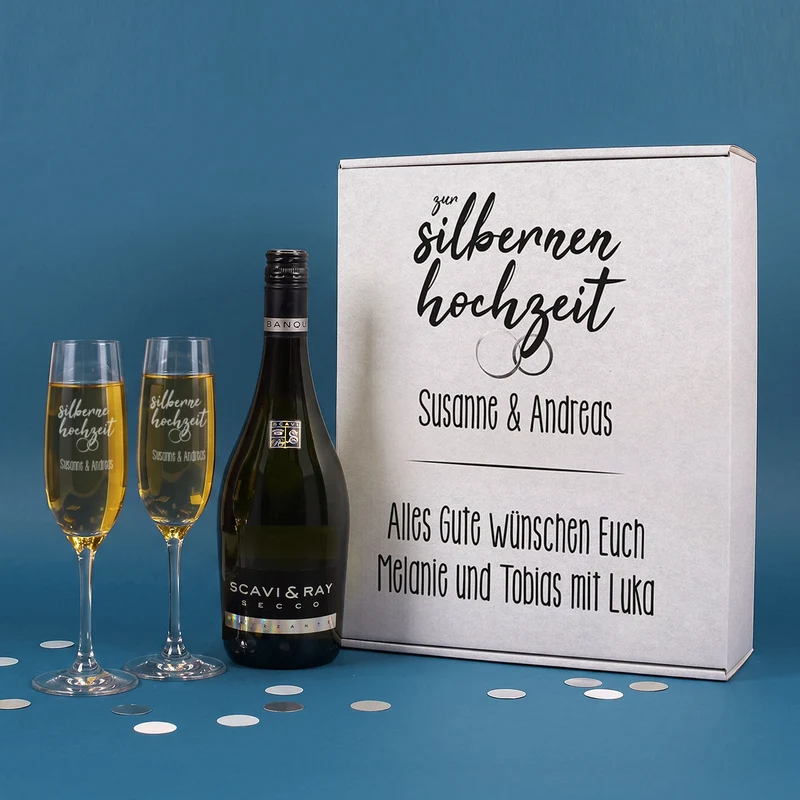 Silberhochzeits-Secco und zwei gravierte Sektgläser in einer Box