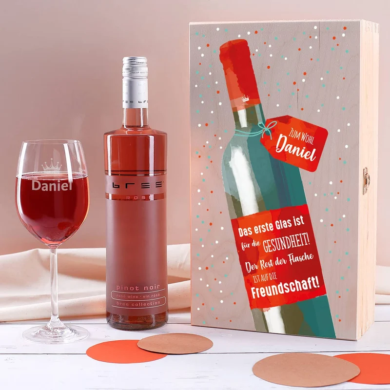 Weinset - Auf die Freundschaft - mit graviertem Glas in edler Holzverpackung