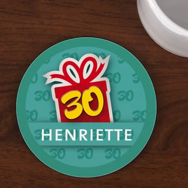 Gefüllte Geschenkbox zum 30. Geburtstag