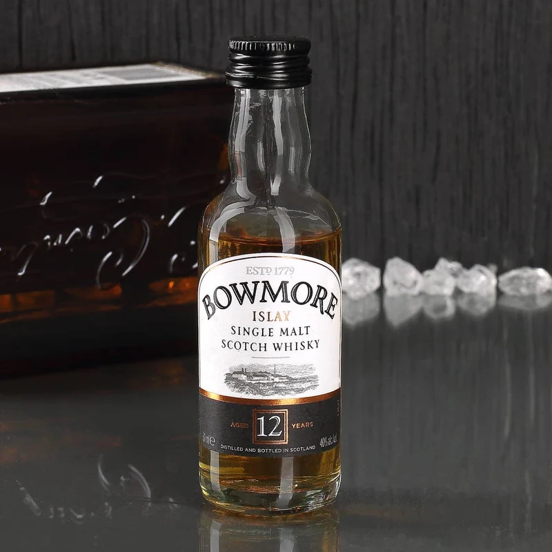 Bowmore Geschenk-Set mit graviertem Glas und 1 Miniatur-Flasche Bowmore 12 Jahre
