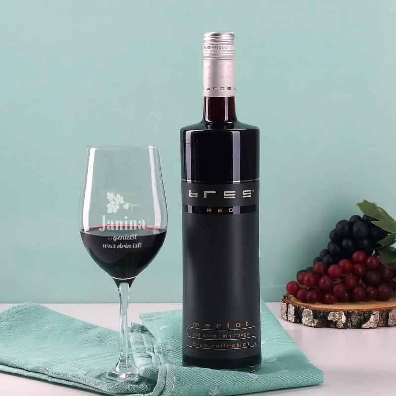 Wein-Set mit graviertem Glas - Egal, ob das Glas halb voll oder halb leer ist...
