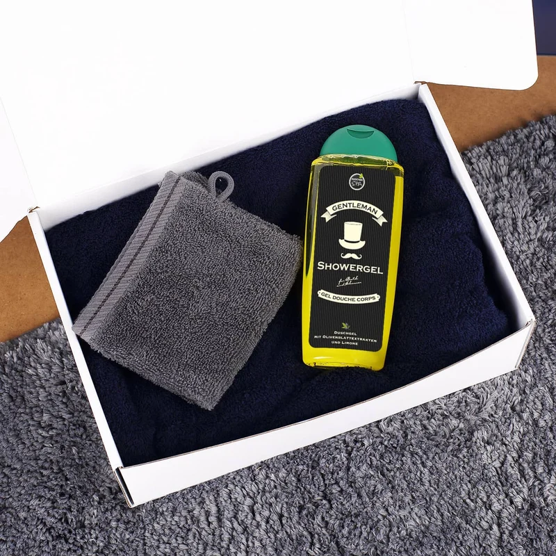 Gentleman - Wellnesspack mit Handtuch und Duschgel in Geschenkbox