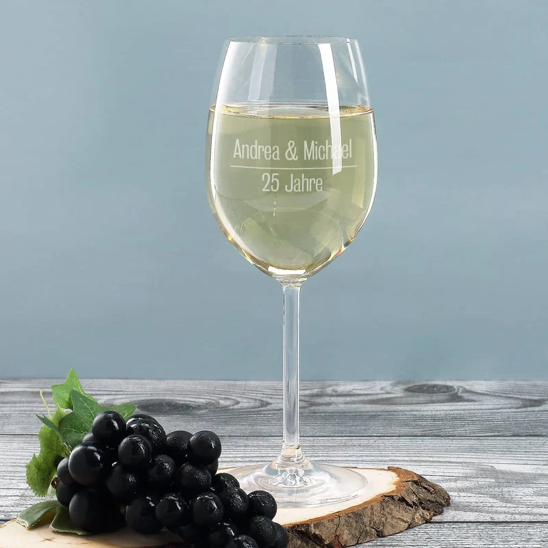 Weißwein Geschenkset zur Silberhochzeit mit Maybach und 2 gravierten Gläsern