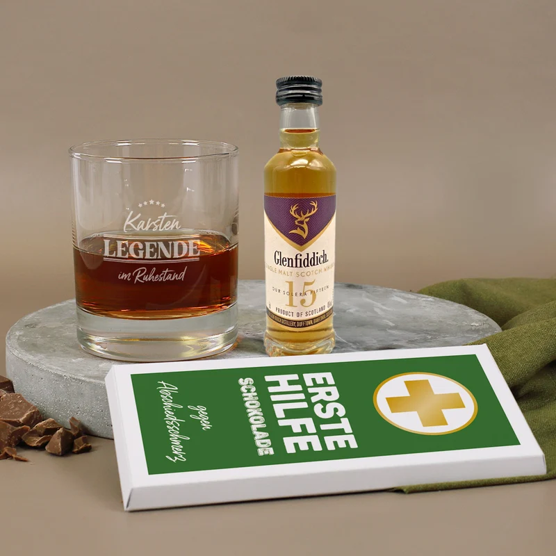 Legende in Rente Whisky-Geschenkset mit Glenfiddich, graviertem Glas und Schokolade