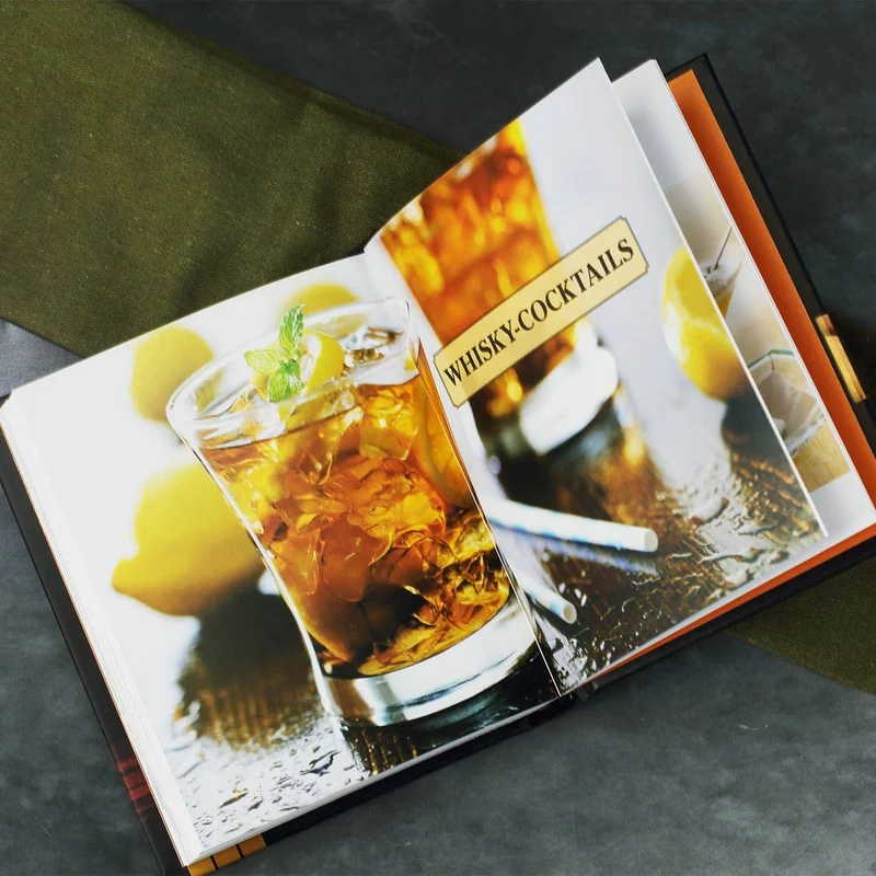 Whiskybox mit 4 Whiskygläsern und Buch über Whiskys