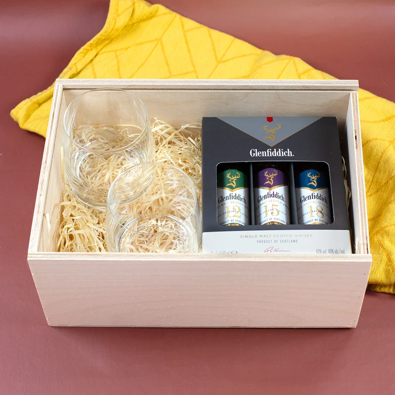 Whiskey Geschenkset mit 2 Gläsern und Glenfiddich Whisky für den Gentleman